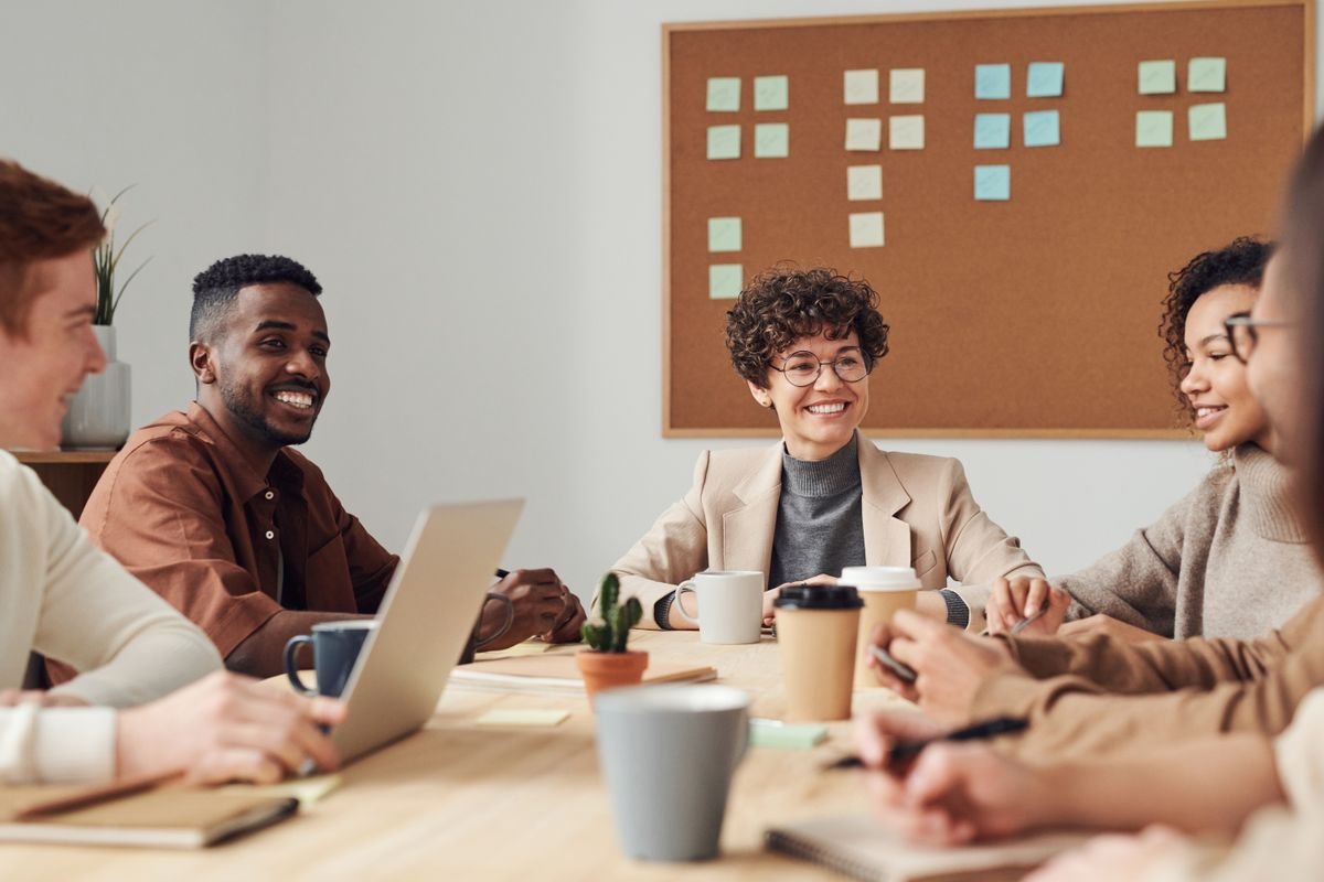 Customer retention circuit planning